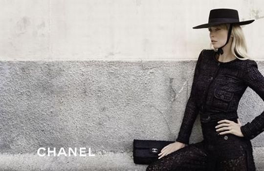 chanel_2010_spring_summer_ad_07.jpg